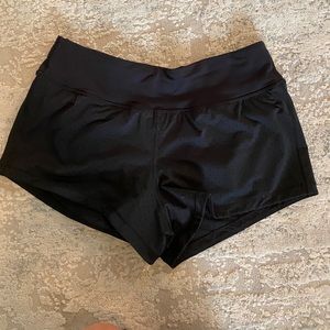 lululemon shorts  limited edition style in black